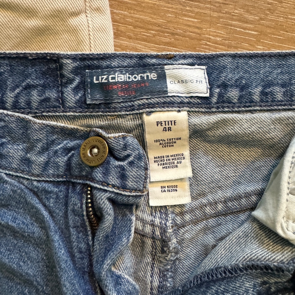 Bundle of 2 Vintage Liz Claiborne Jeans size 4 Petite - Picture 2 of 3